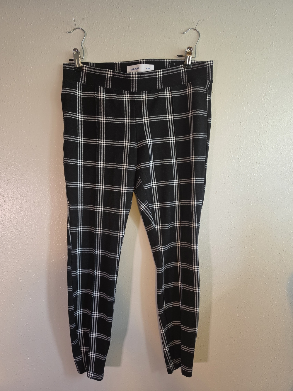 Old Navy Black & White Plaid Leggings